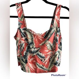 linen cropped tropical shirt . size Small